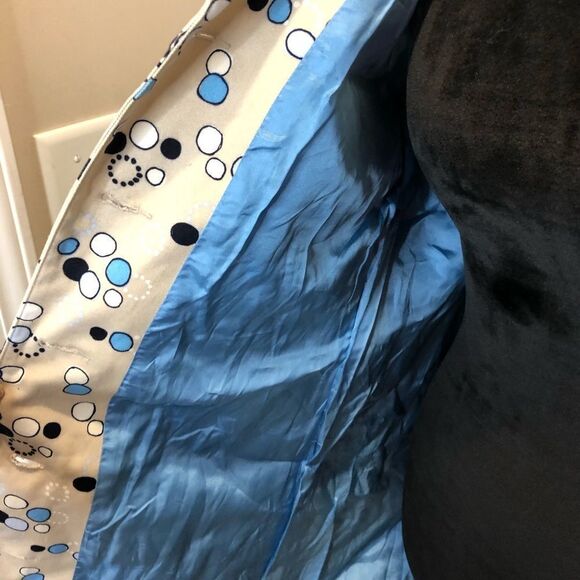 I.e. button down tan trench coat with pockets size large - Picture 12 of 14